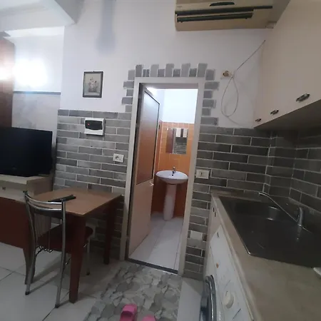 Lovely Appartament 1 Only Apartman Tirana